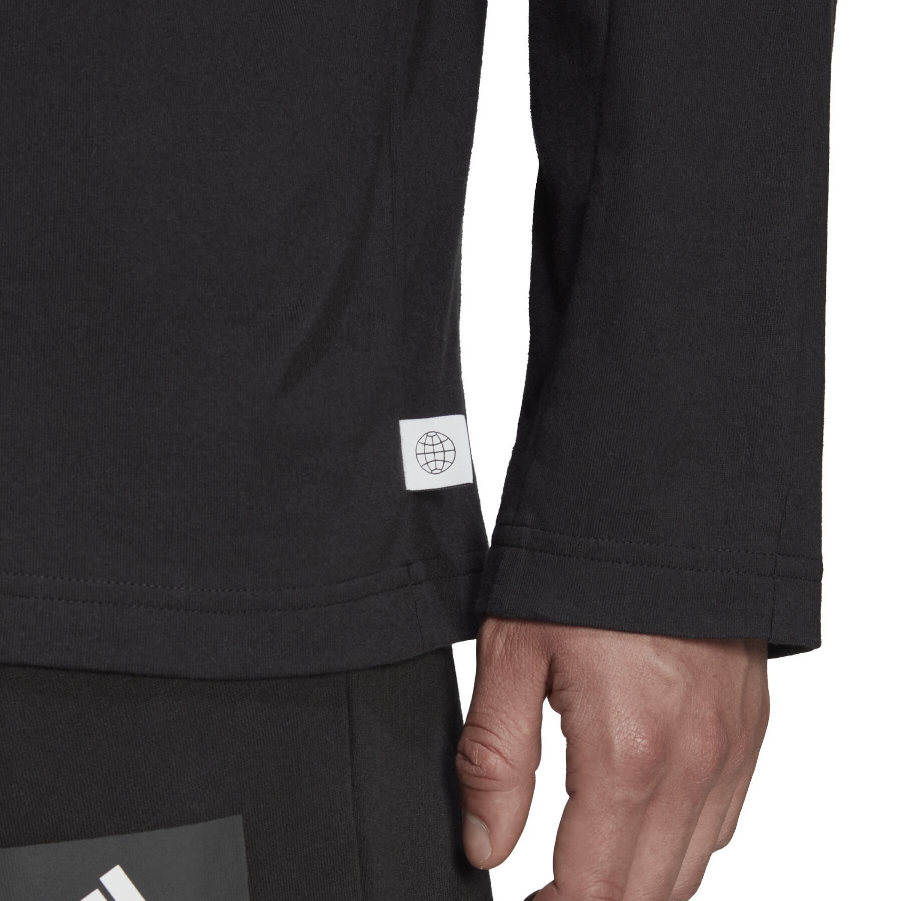 T-shirt con patch sportiva ricamata adidas Future Icons