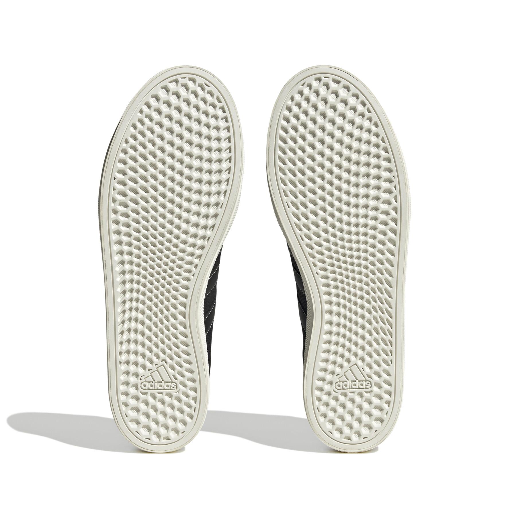 Scarpe da ginnastica di tela adidas Bravada 2.0