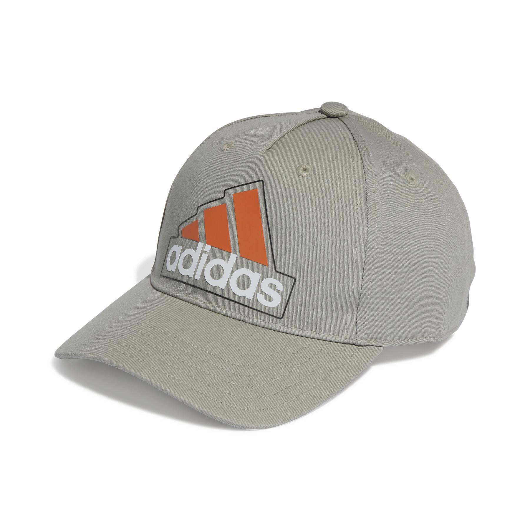 Cappello con logo sottolineato adidas