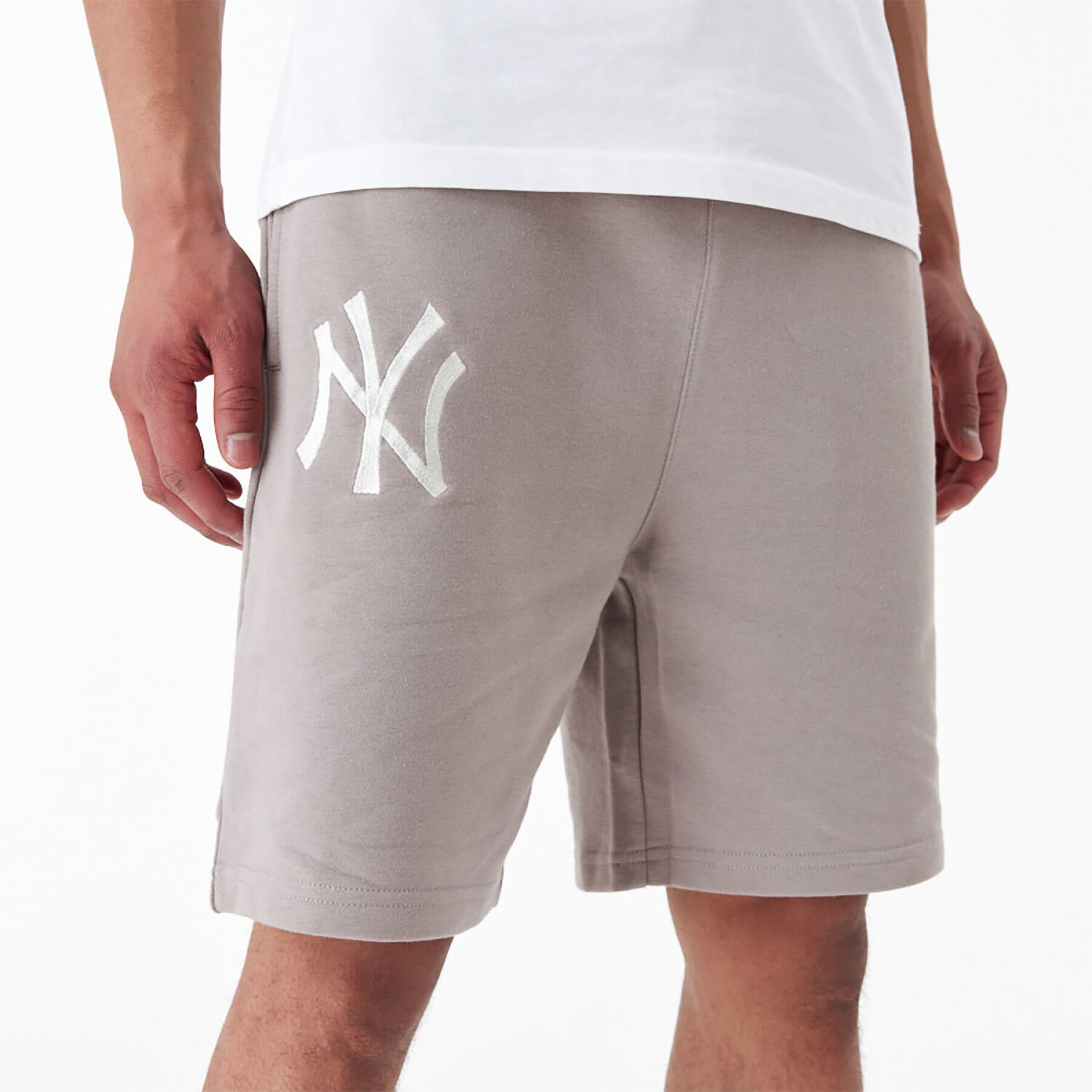 Breve New York Yankees League Essential
