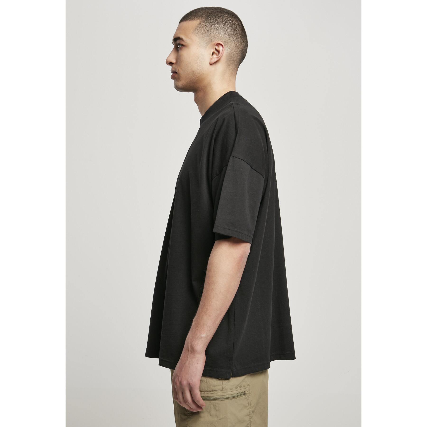 T-shirt Urban Classics oversized mock neck (taglie grandi)