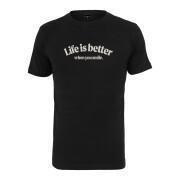 T-shirt Mister Tee life is better